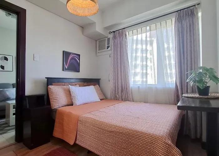Cozy Hotel-style 1 Bedroom Unit Bryant Tower 12e At Eastbay Residences By Rockwell Manila